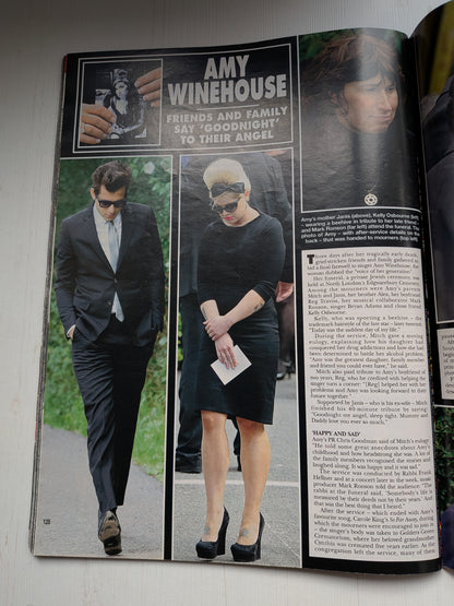 Hello! Magazine No. 1186 8th August 2011 - Zara Phillips/Mike Tindall Wedding