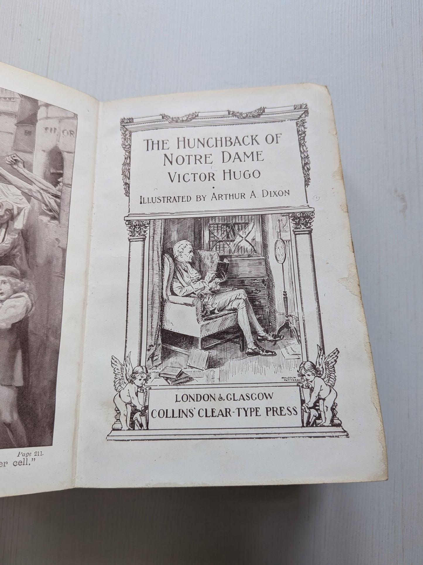 The Hunchback of Notre Dame by Victor Hugo - Collins Clear-Type Press