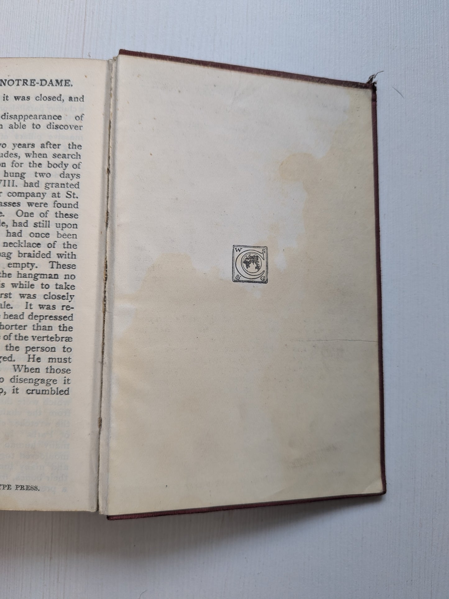 The Hunchback of Notre Dame by Victor Hugo - Collins Clear-Type Press