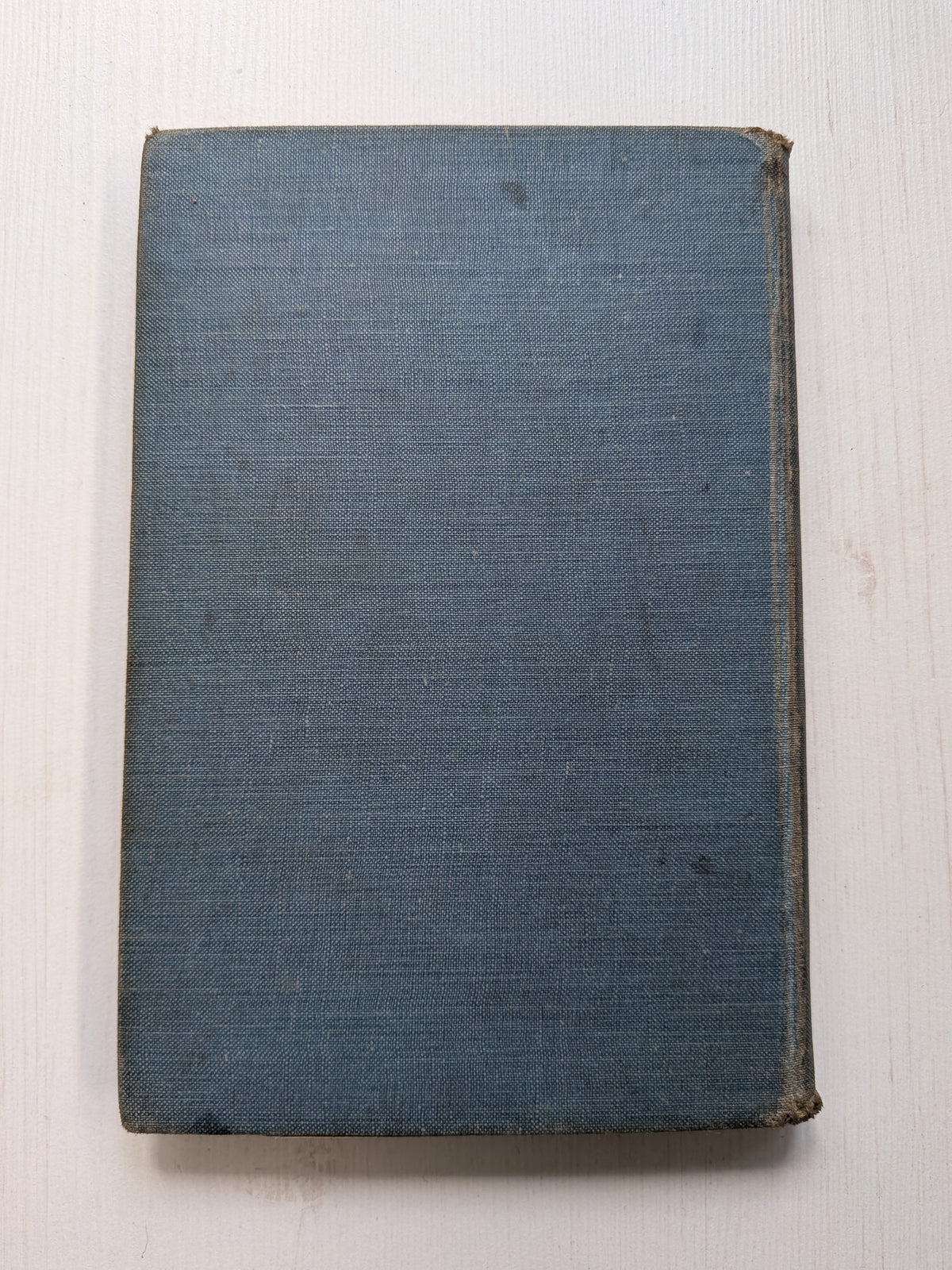 A L'enseigne Du Coq by E. Saxelby - Ginn and Company Ltd