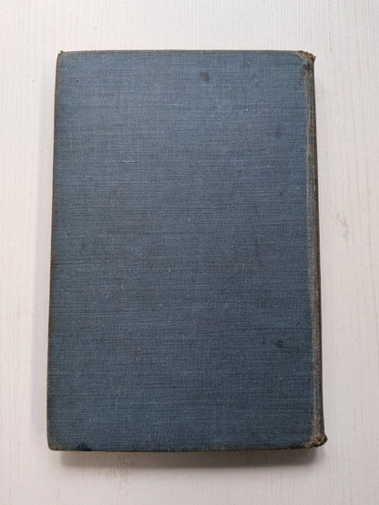 A L'enseigne Du Coq by E. Saxelby - Ginn and Company Ltd