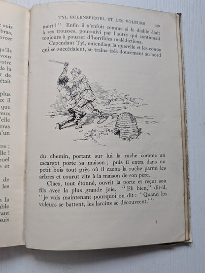 A L'enseigne Du Coq by E. Saxelby - Ginn and Company Ltd