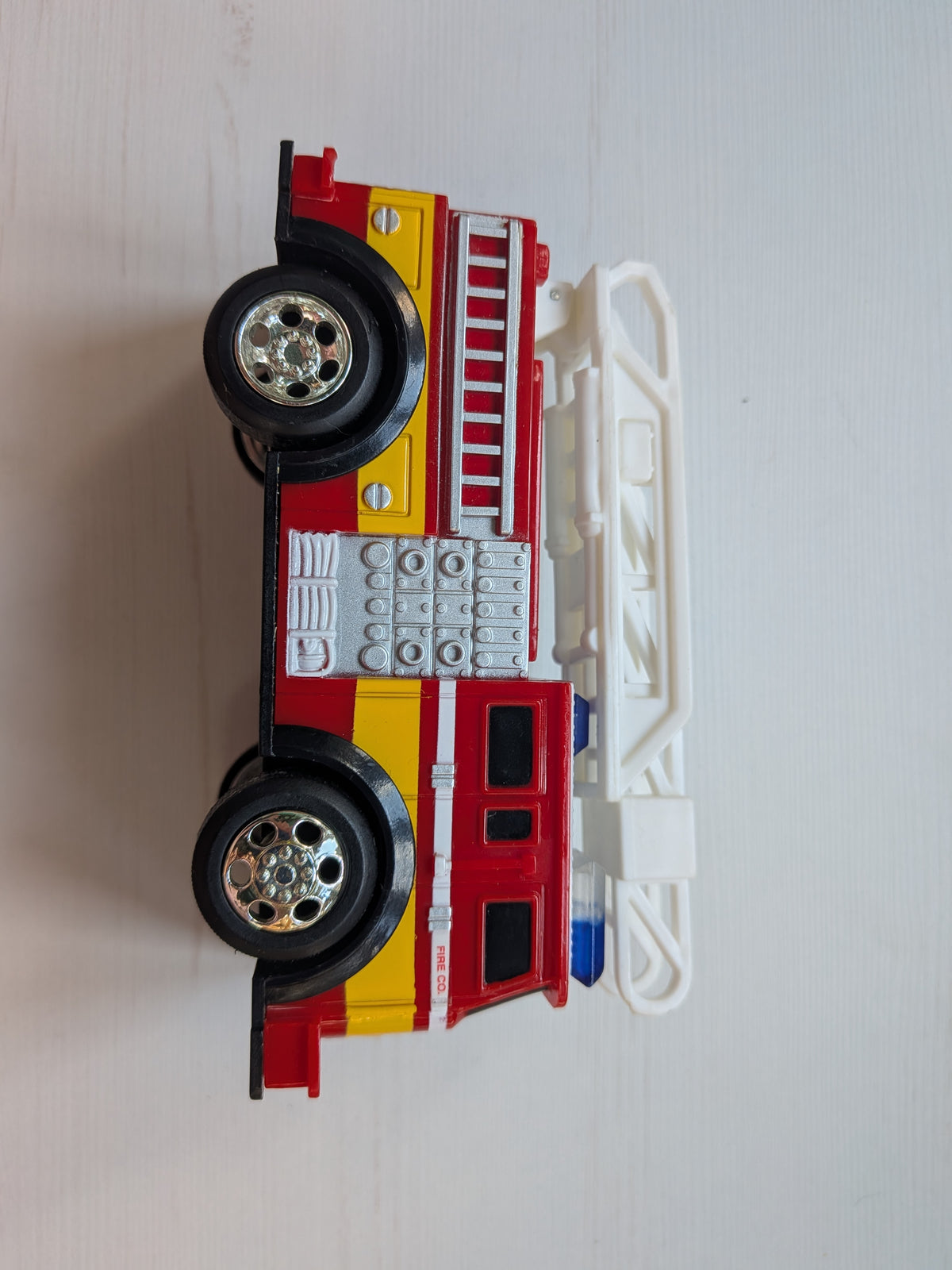 Plastic Fire Engine Toy (Electronics Not Working) - Unbranded