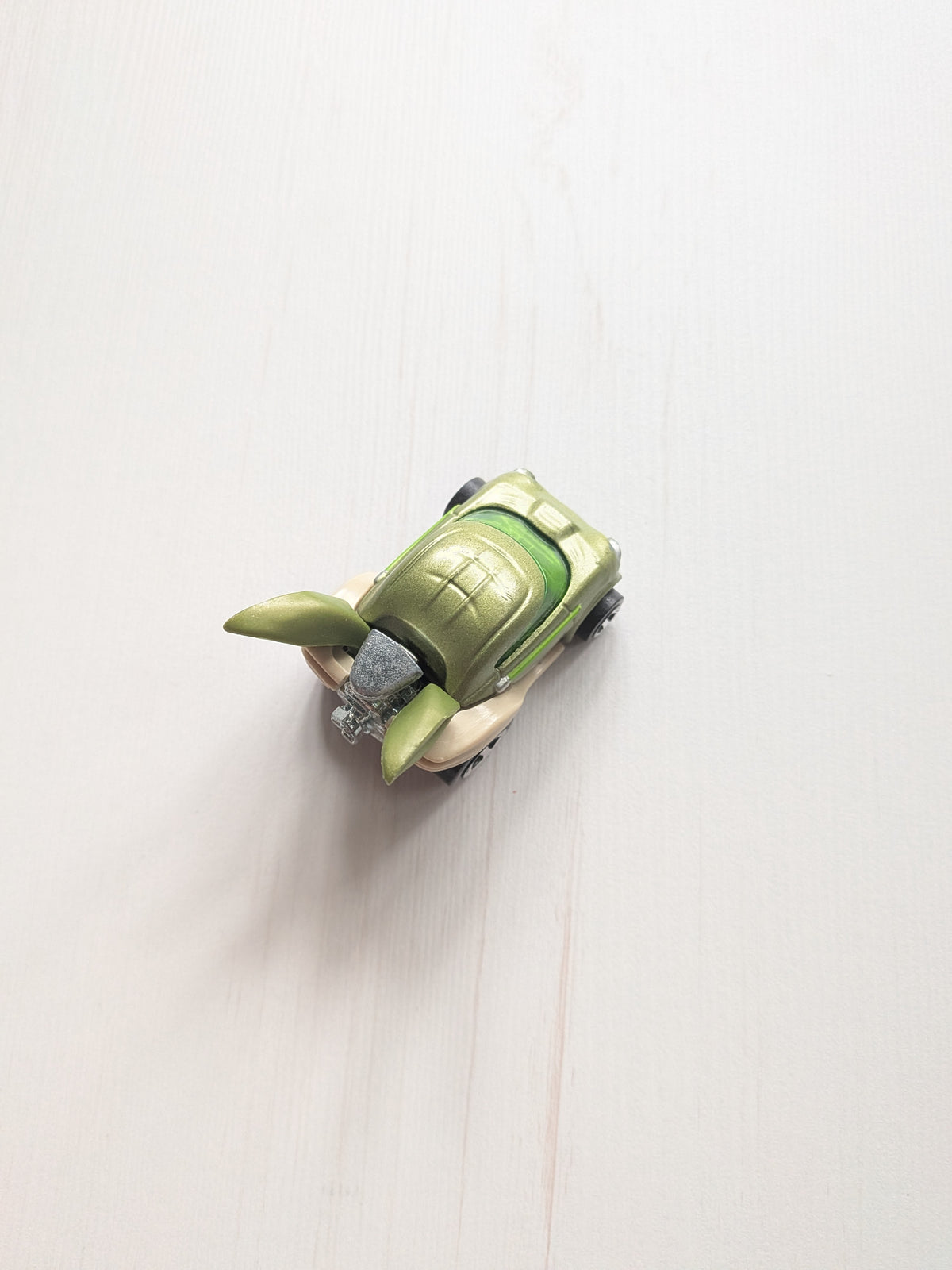 Hot Wheels Star Wars Yoda Character Die-Cast Car - 2014