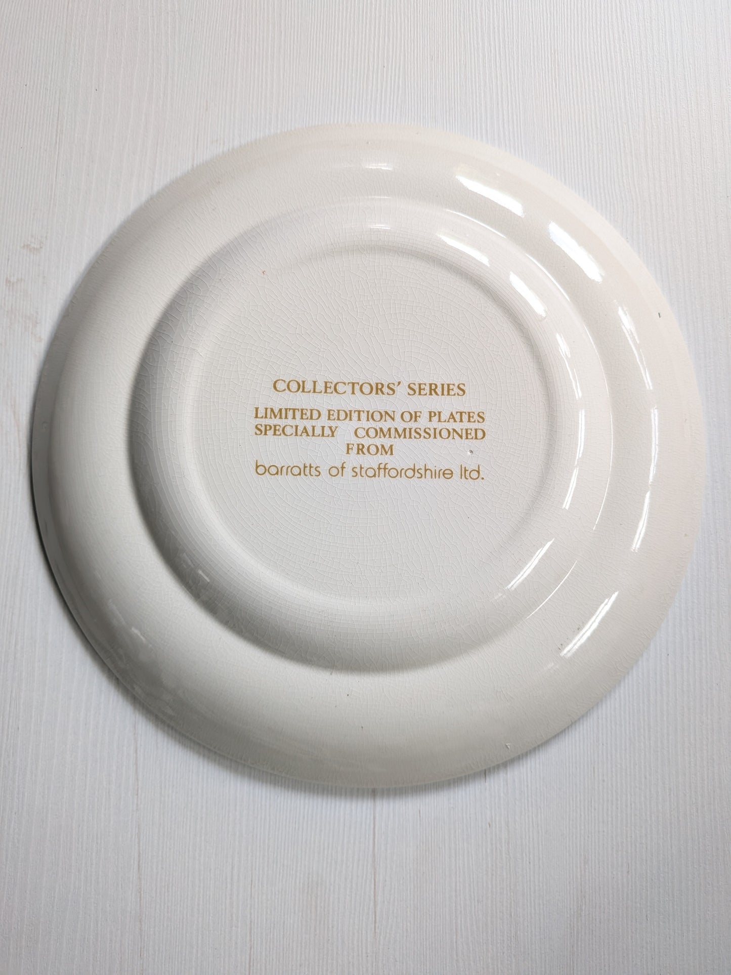 Vintage Merry Christmas Robin Plate - 1980 - Barratts Collector's Series