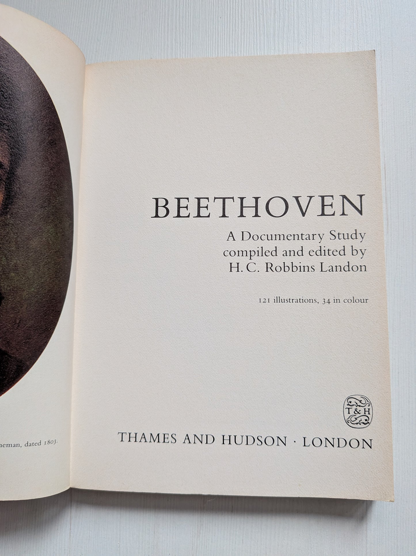 Beethoven: A Documentary Study by H. C. Robbins Landon - 1974, Thames and Hudson
