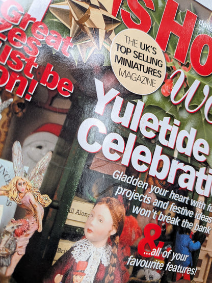 Dolls House World Magazine Issue 135 - December 2003 - Christmas Issue