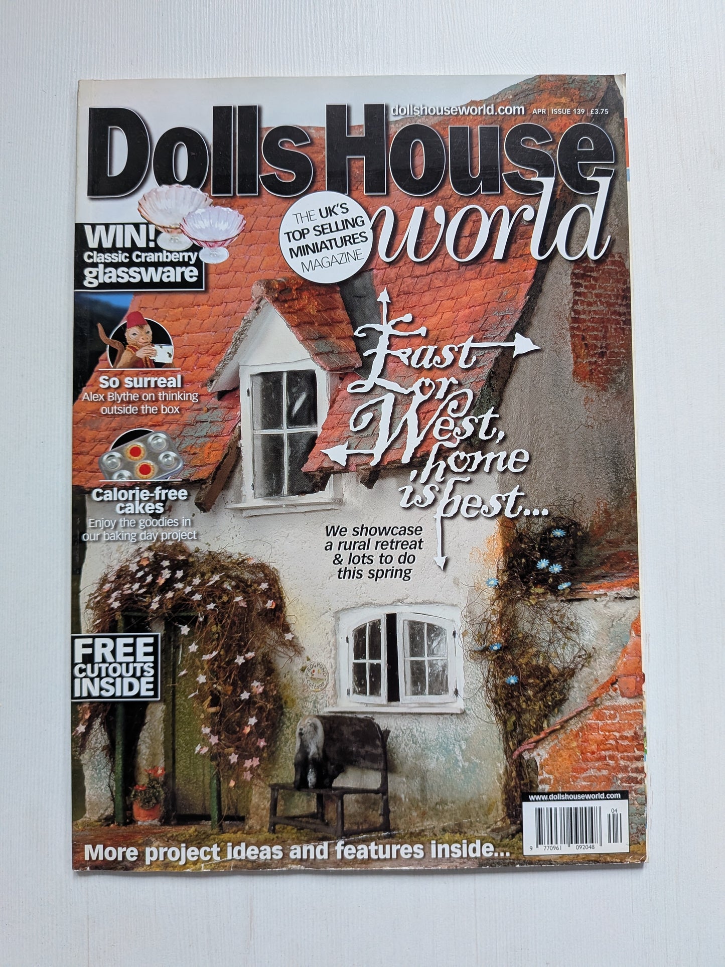 Dolls House World Magazine Issue 239 - April 2004