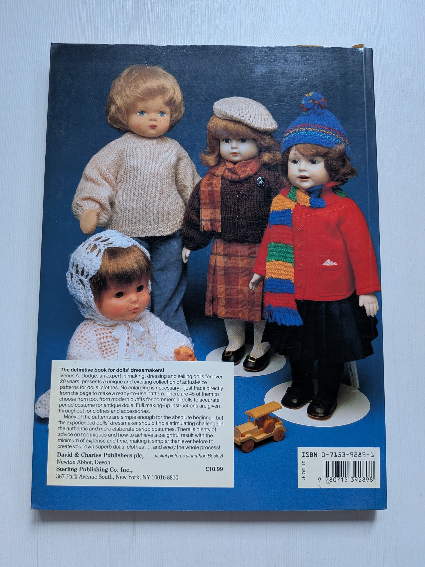 The Dolls Dressmaker: The Complete Pattern Book by Venus A. Dodge - 1991 - David & Charles