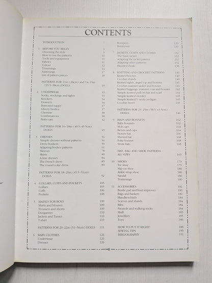 The Dolls Dressmaker: The Complete Pattern Book by Venus A. Dodge - 1991 - David & Charles