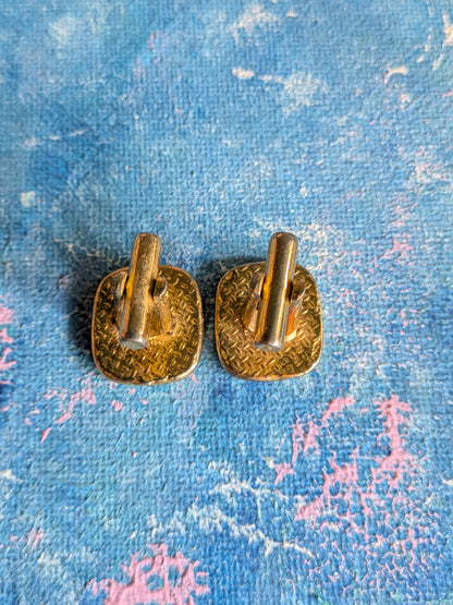 Vintage Gold Tone Cufflinks with Mother of Pearl/Dark Shell Checkered Inlay