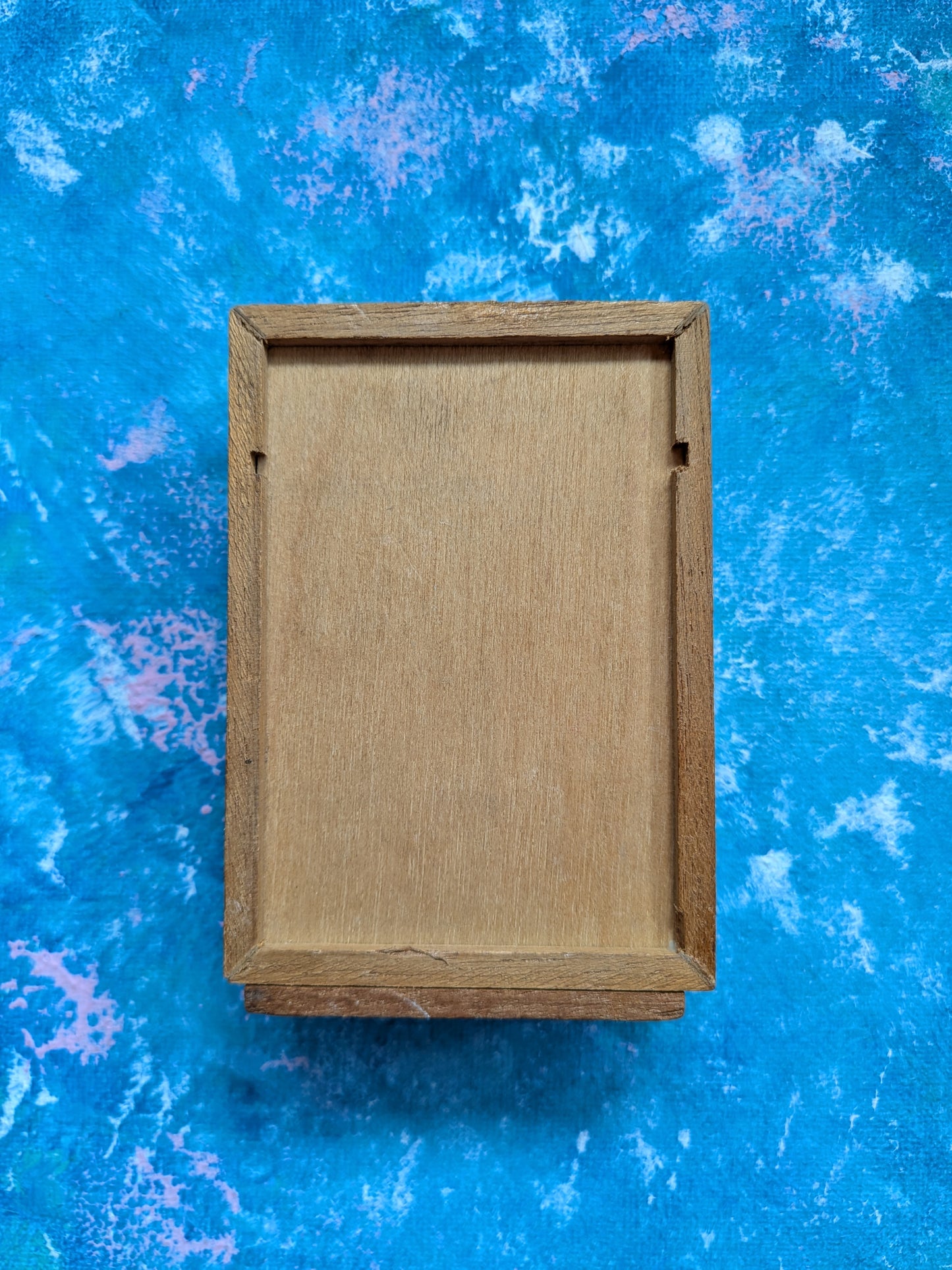 Vintage Dolls House Wooden Bedroom Wardrobe/Cupboard