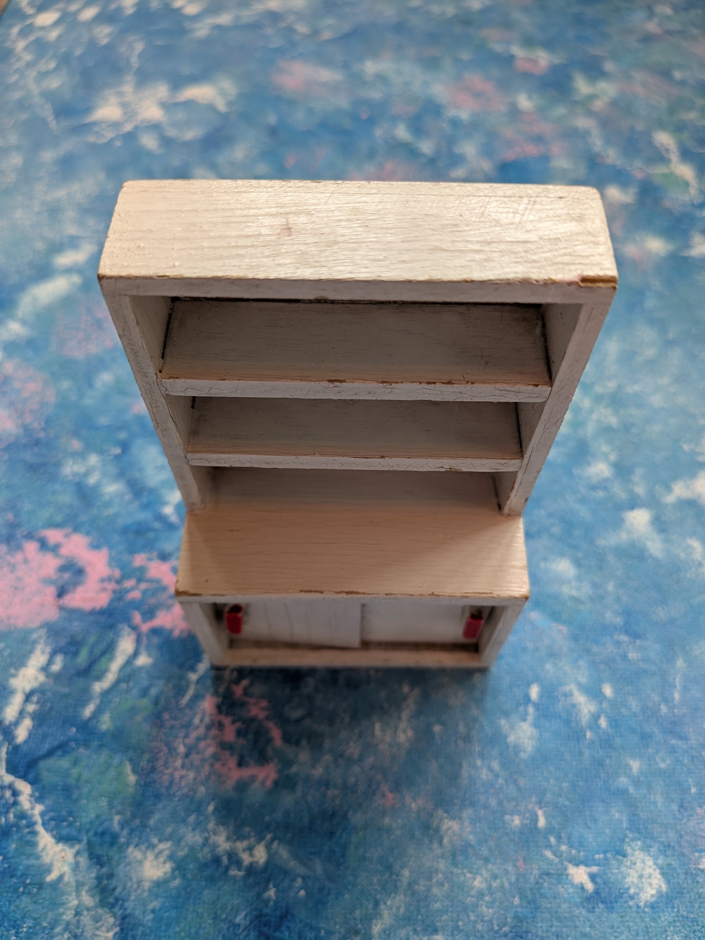Vintage Dolls House Wooden Kitchen/Welsh Dresser with Sliding Doors