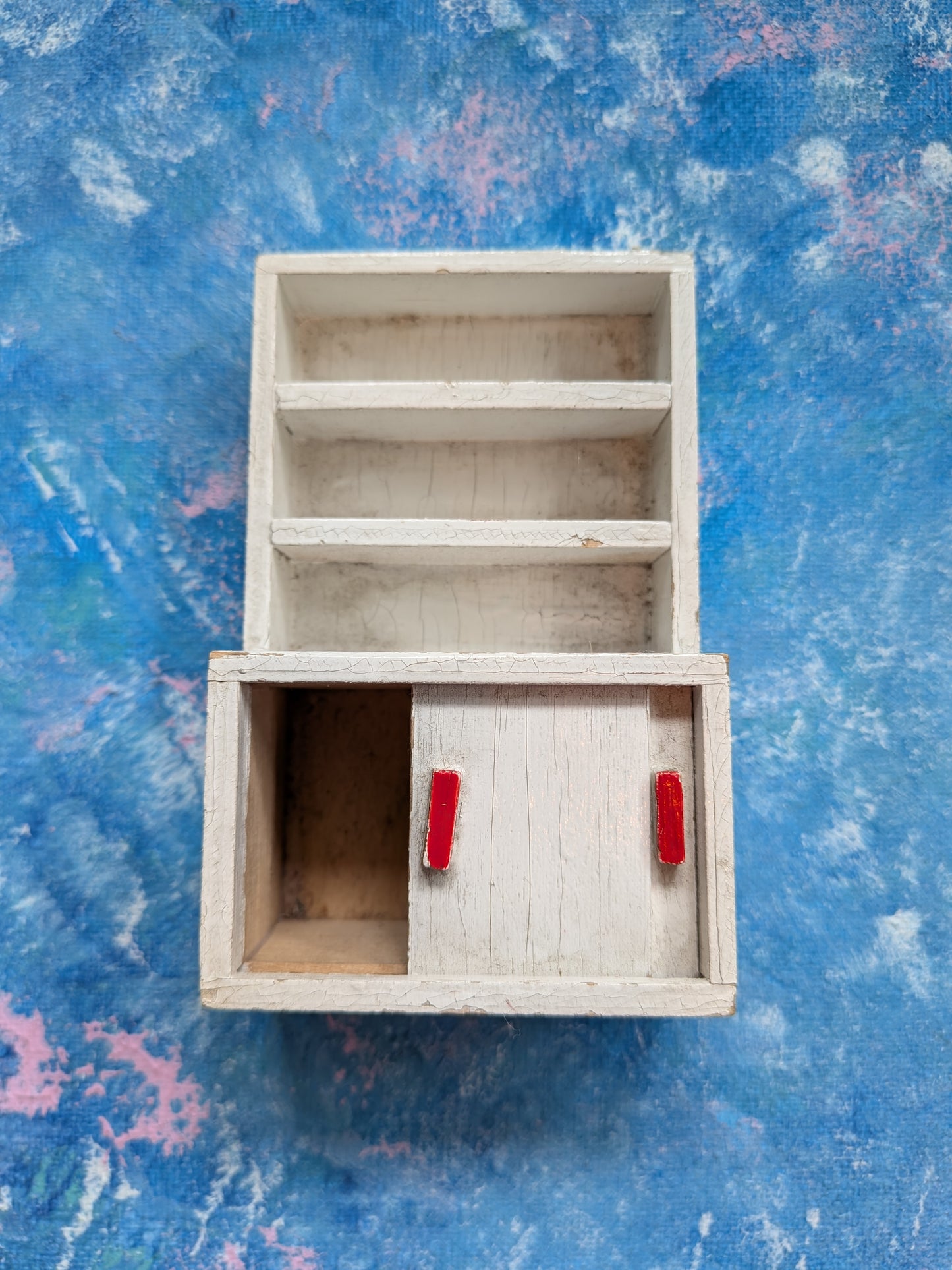 Vintage Dolls House Wooden Kitchen/Welsh Dresser with Sliding Doors