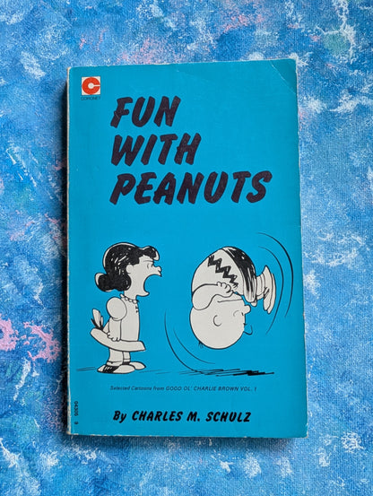 Fun With Peanuts by Charles M. Schulz - 1976 - Coronet
