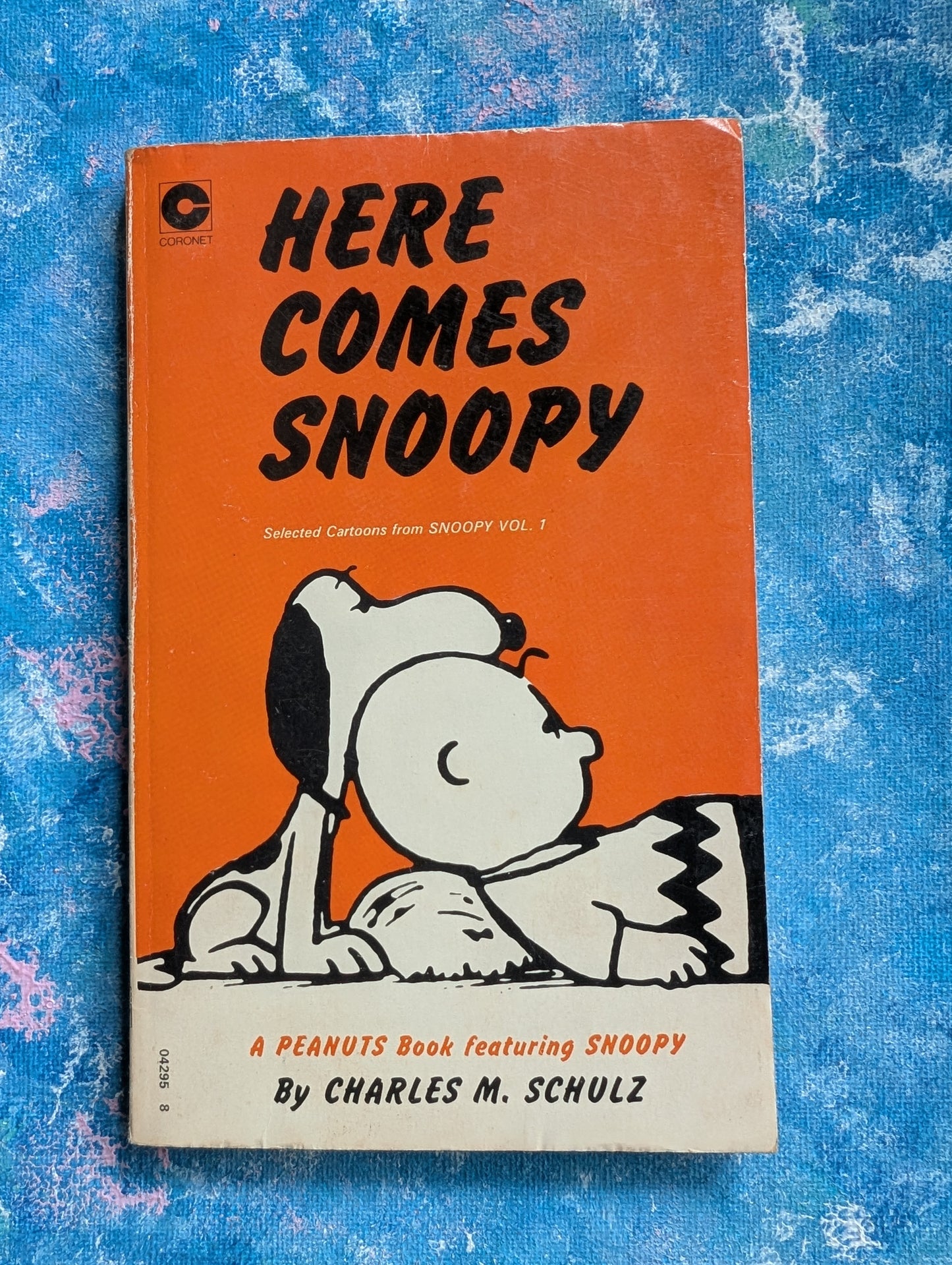 Here Comes Snoopy by Charles M. Schulz - 1976 - Coronet