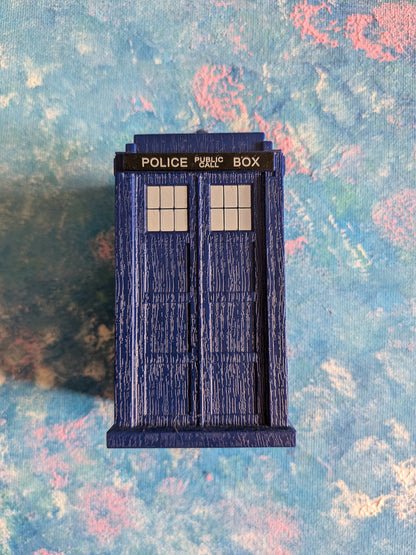 Doctor Who Tardis Small Plastic Spinning Pull-Back Toy - 2009 - Bluw