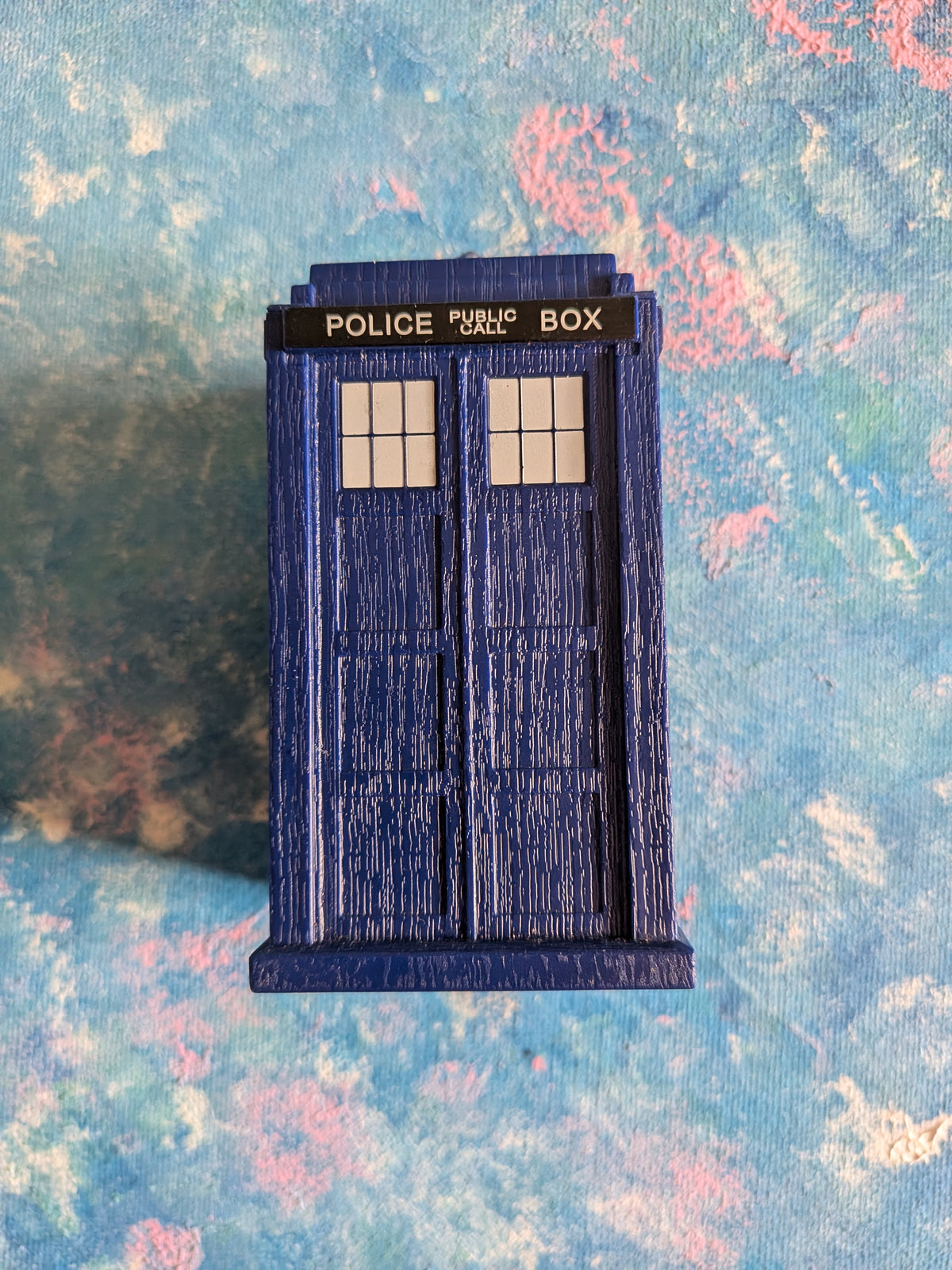 Doctor Who Tardis Small Plastic Spinning Pull-Back Toy - 2009 - Bluw