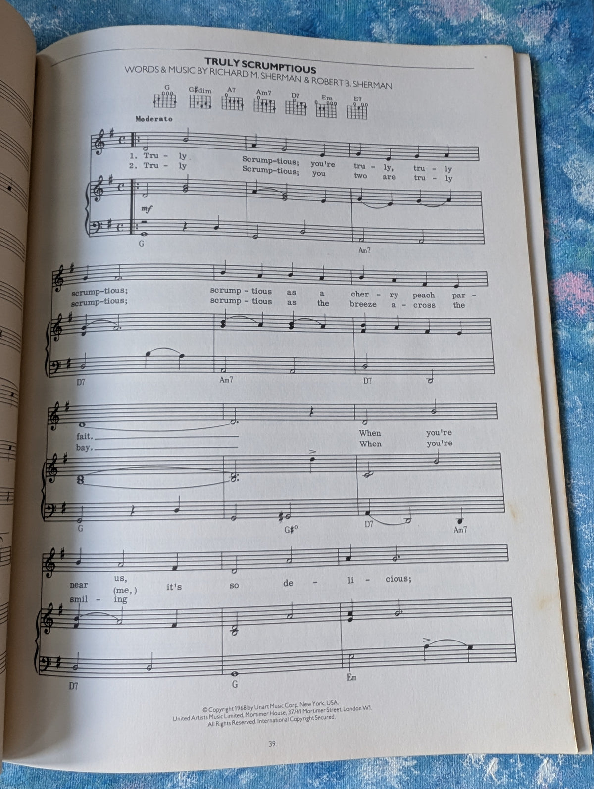 New Songs for Children: Piano & Guitar Music Book - 1982 - Wise Publications