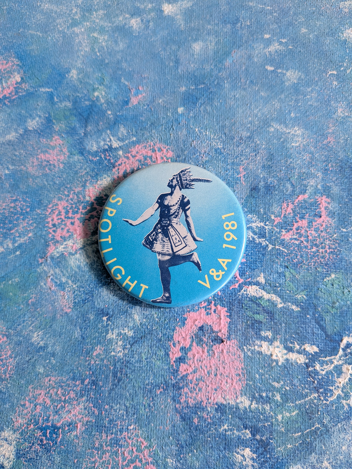 Vintage Victoria & Albert Museum Spotlight: Four Centuries of Ballet Costume Badge - 1981