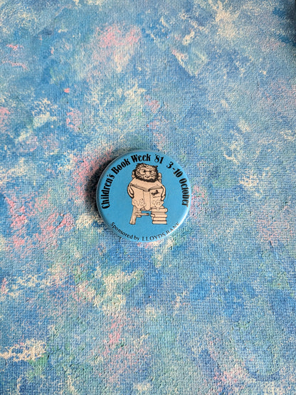 Vintage Lloyd's Bank Children's Book Week '81 Owl Badge - 1981