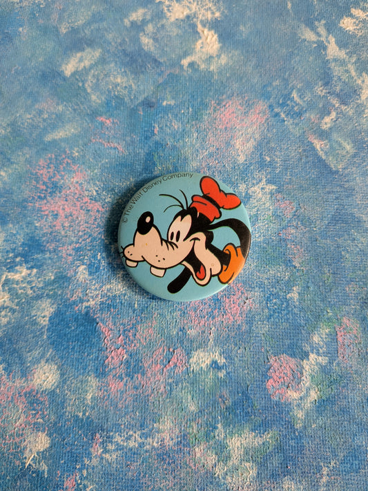 Vintage Goofy Badge - The Walt Disney Company - 1980s