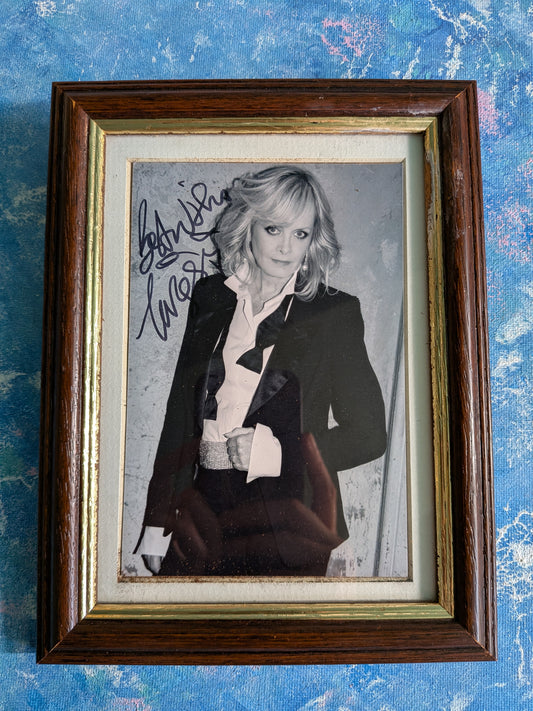 Twiggy Autographed Photo in Frame - British Supermodel/Actress