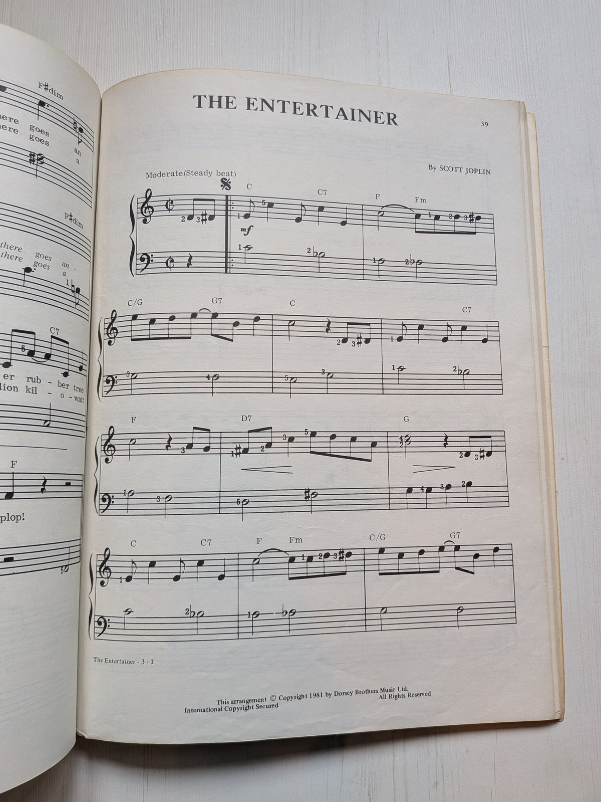 Big Note Piano 2 - 1981 - Wise Publications