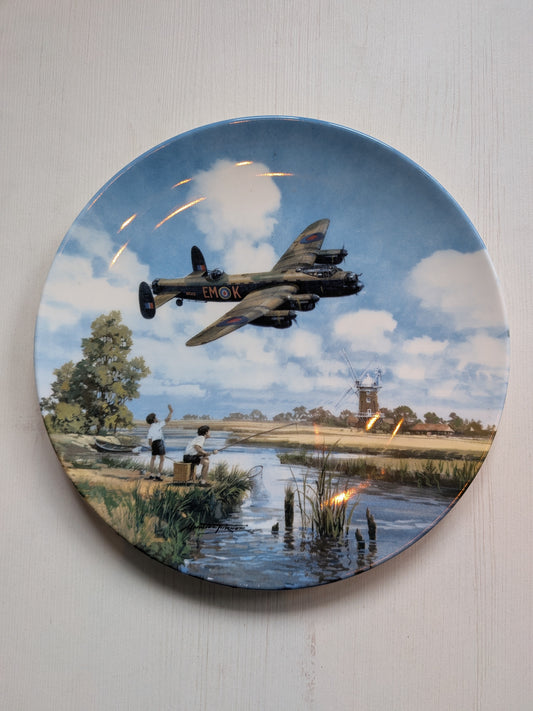 Royal Doulton Lancaster Low Overhead Collector's Plate, Heroes of the Sky Series