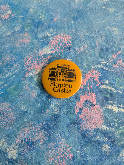 Vintage Skipton Castle Souvenir Badge