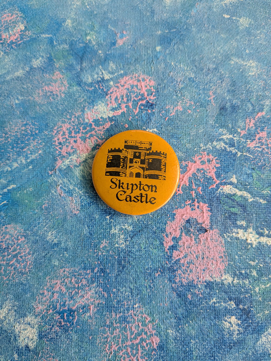 Vintage Skipton Castle Souvenir Badge
