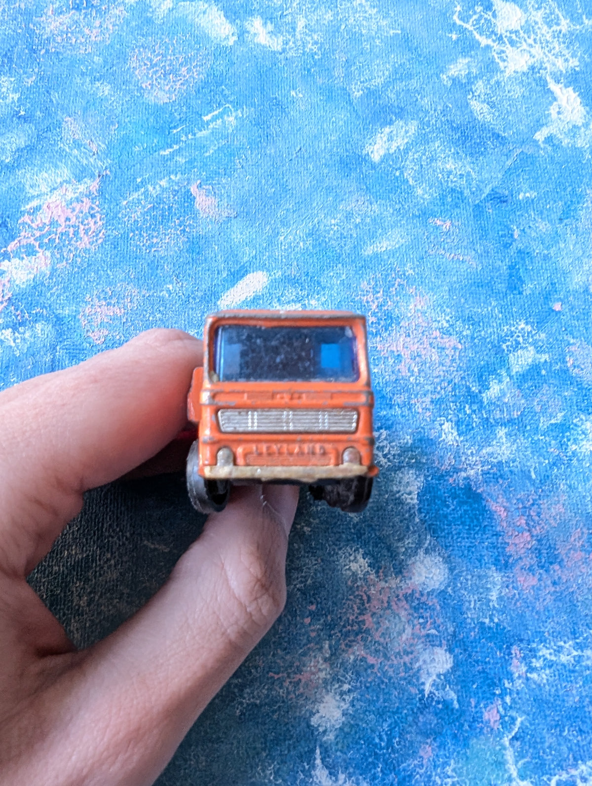 Vintage Matchbox Superfast No. 10 Leyland Ergomatic Cab Pipe Truck - 1971
