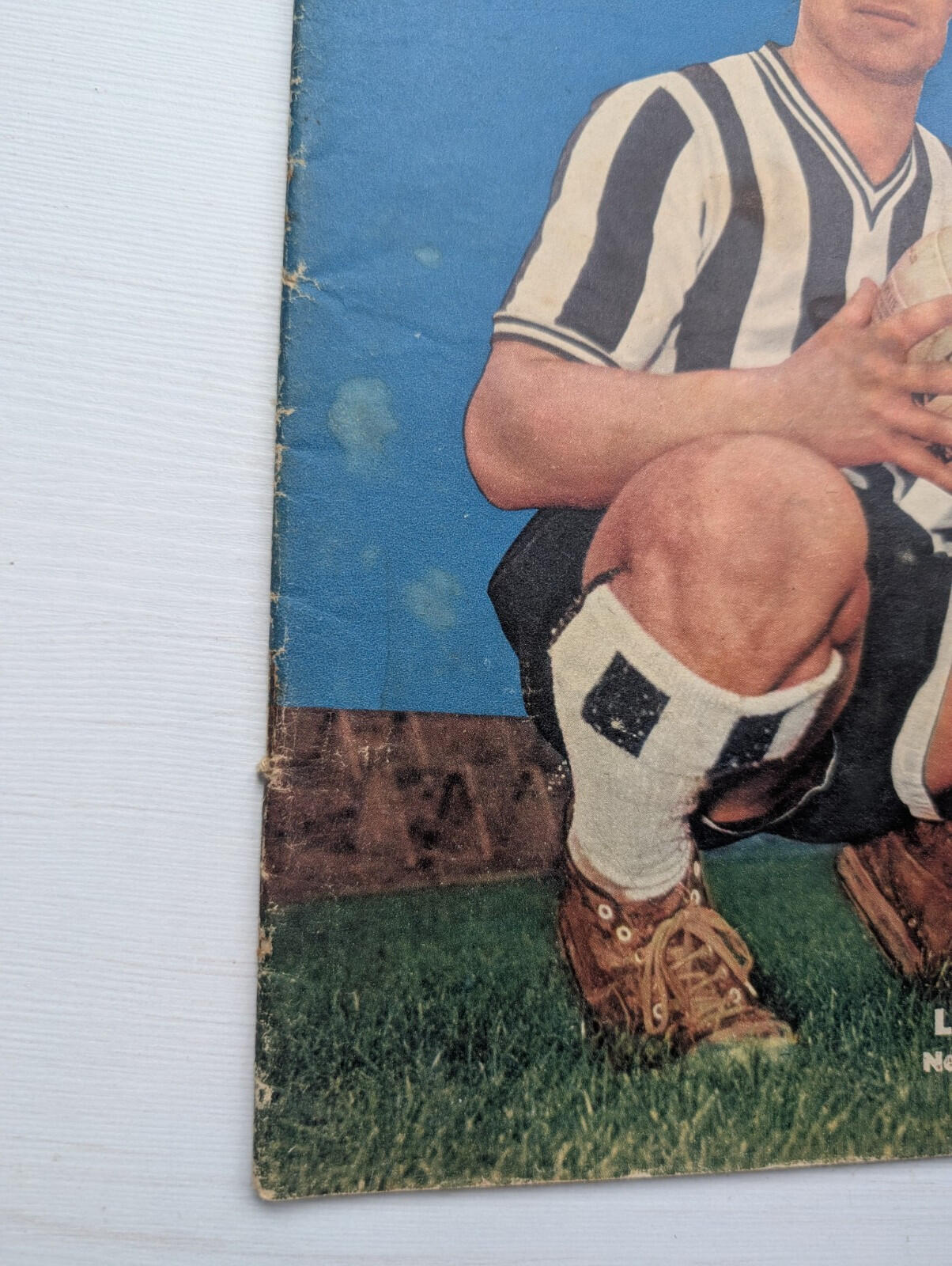 Charles Buchan's Football Monthly November 1959 - Len White Newcastle UTD Cover