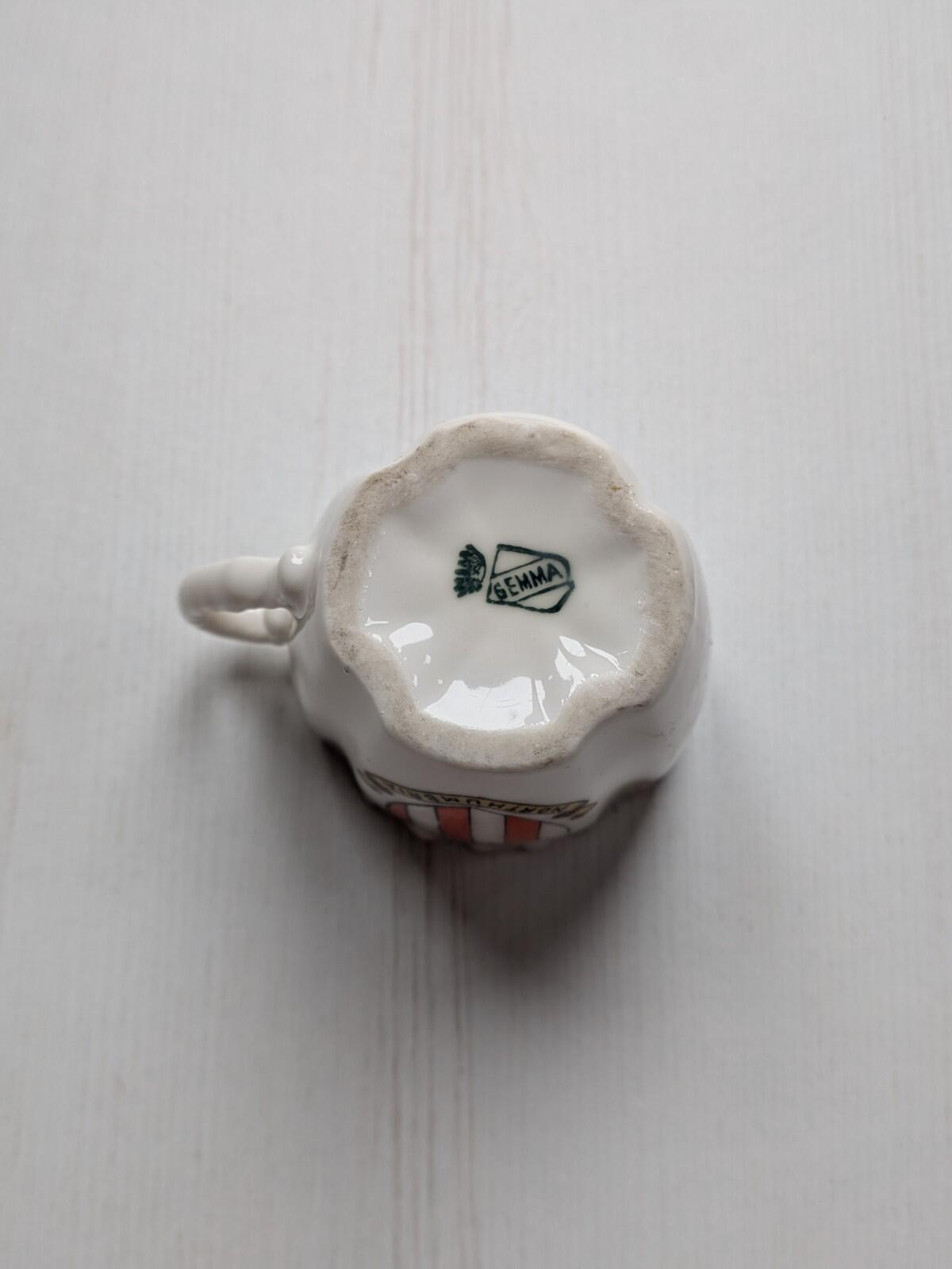 Vintage Gemma Crested War Miniature Mug - Northumbria Crest