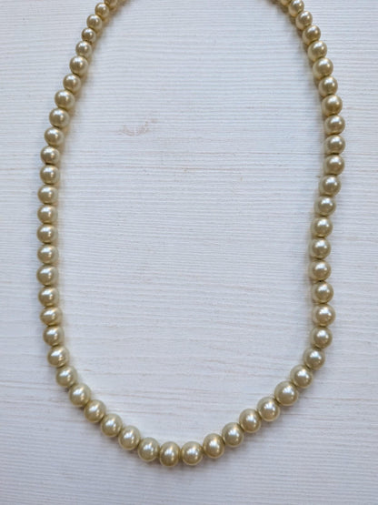 Vintage Faux Pearl Beaded Small Necklace/Choker - Coquette-Style Jewellery