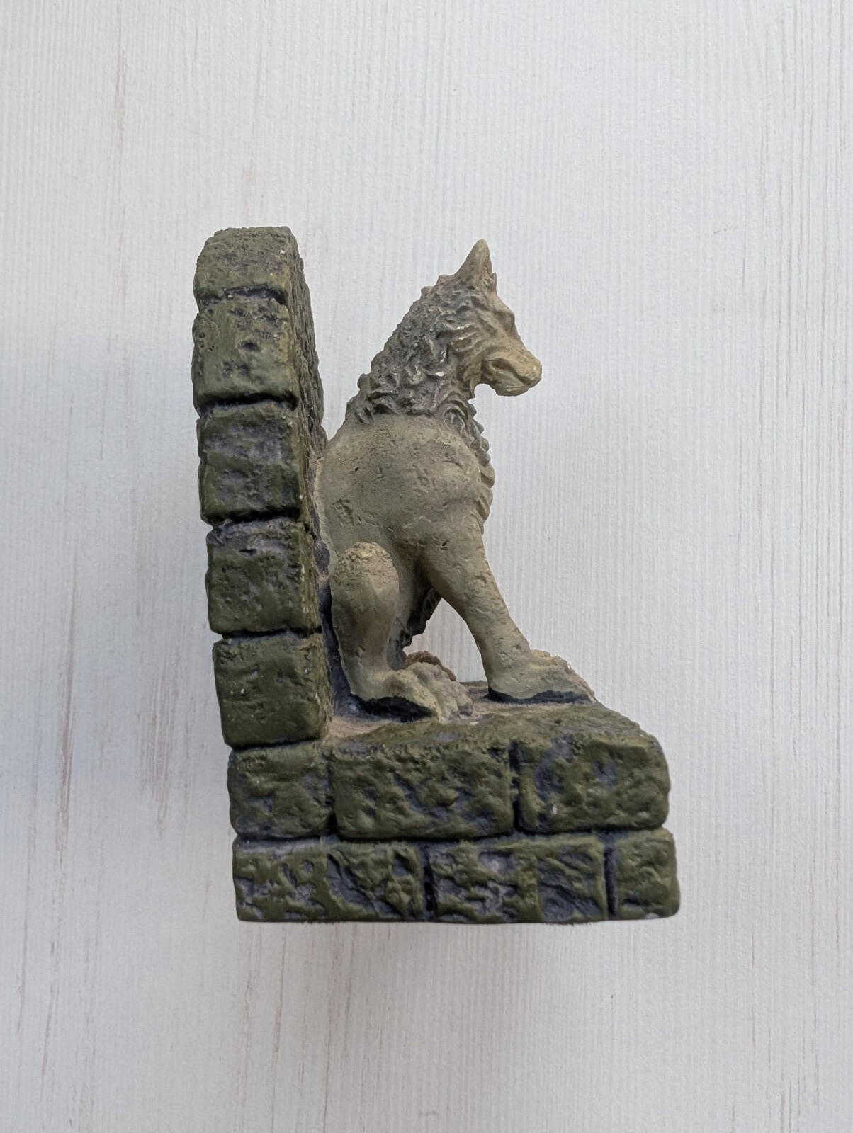 Game of Thrones Miniature Direwolf Statue - 2015 - HBO
