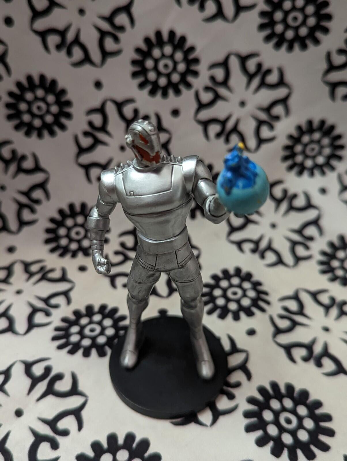 Ultron Figurine, Marvel/Disney, Marvel Universe Figure