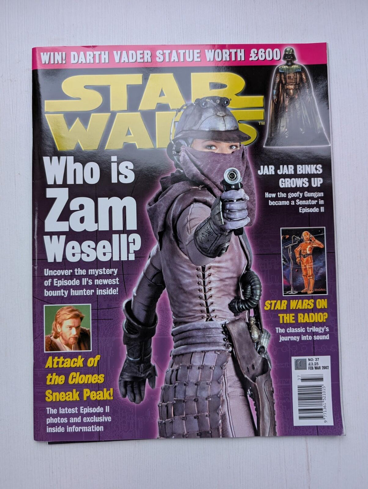Star Wars: The Official Magazine No. 37 - Feb/March 2002 - Zam Wesell