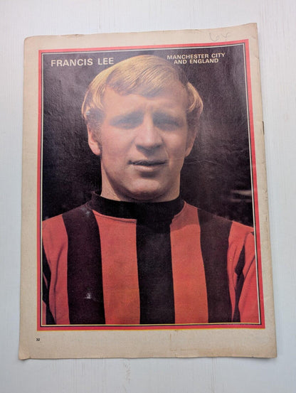 Striker No.35 5th September 1970 - Banner Press Ltd - Pele/Colin Bell + More