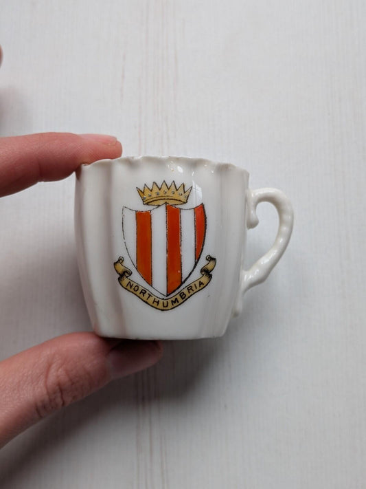 Vintage Gemma Crested War Miniature Mug - Northumbria Crest