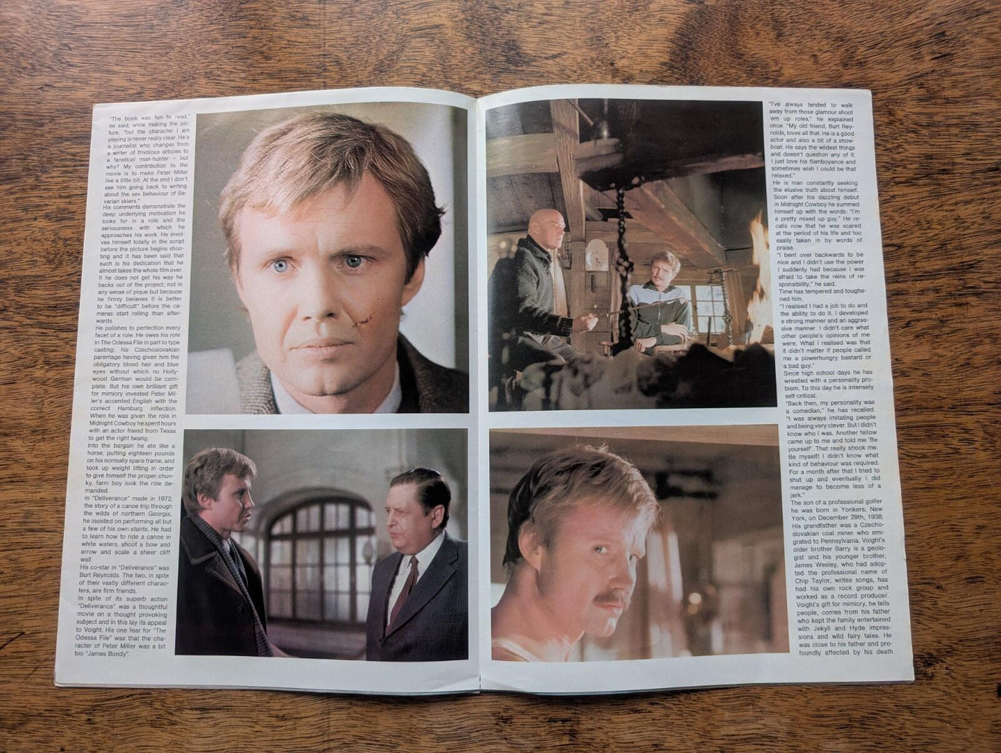 Jon Voight Fold-Out Poster Magazine - 2' x 3' Poster
