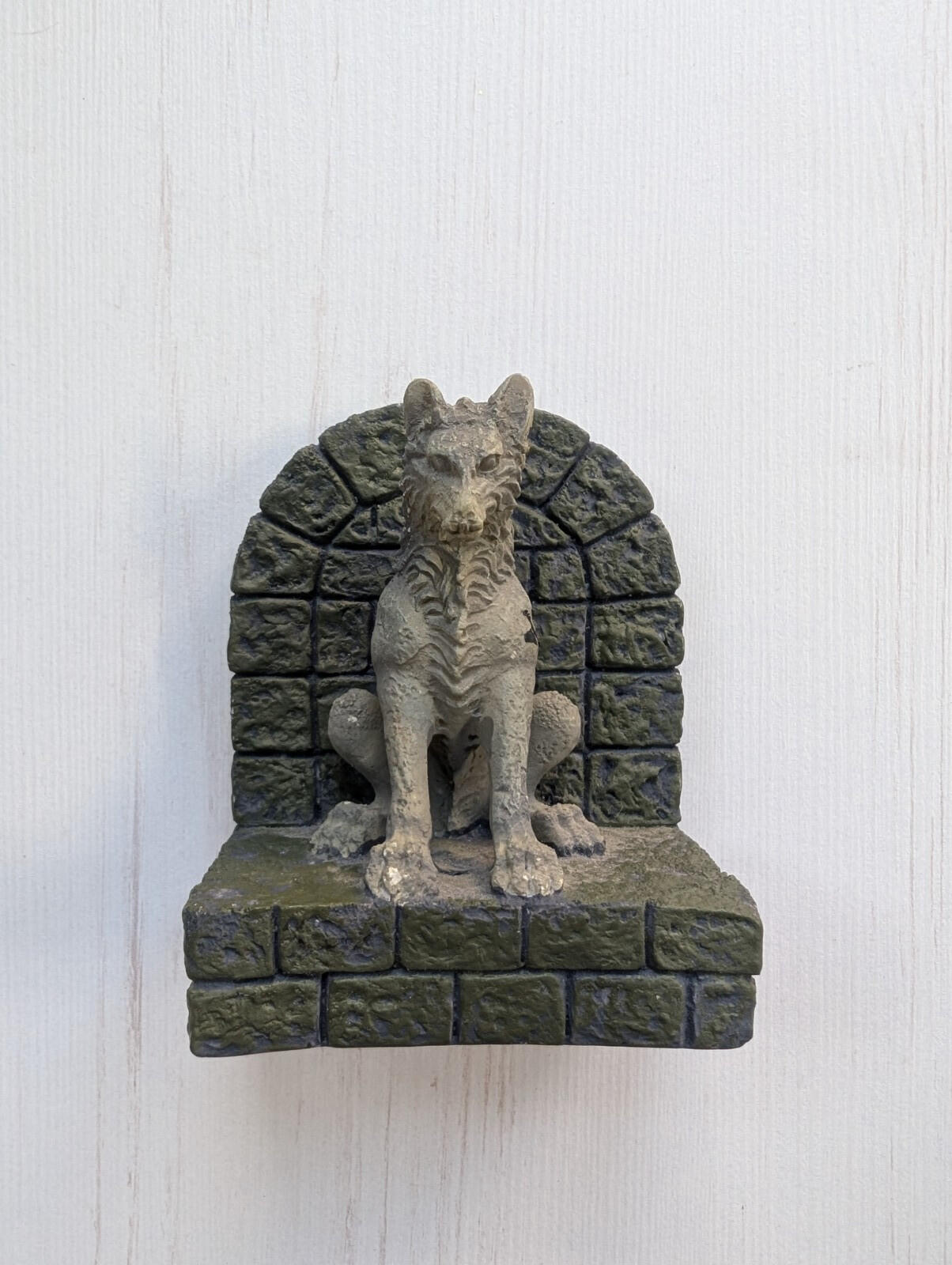 Game of Thrones Miniature Direwolf Statue - 2015 - HBO